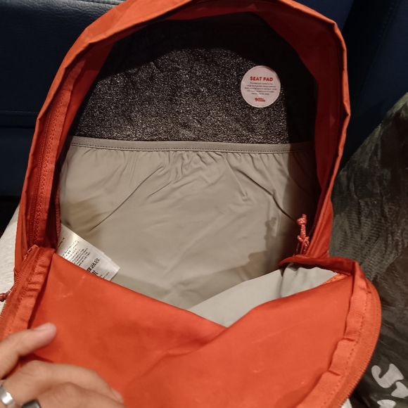 Fjallraven Classic Orange  Backpack - Picture 4 of 4